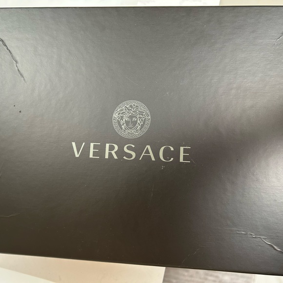 Versace Nappa Mule in Baby Pink - Picture 5 of 10